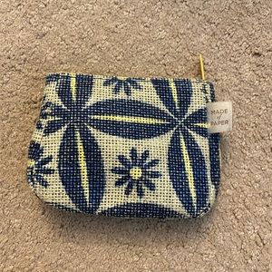 Burt’s Bees Cosmetic Bag/Coin Purse